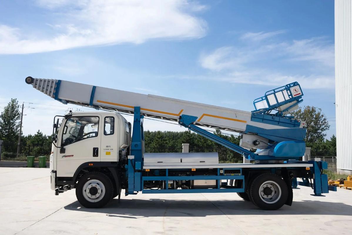 当涂县云梯上料车租赁费用