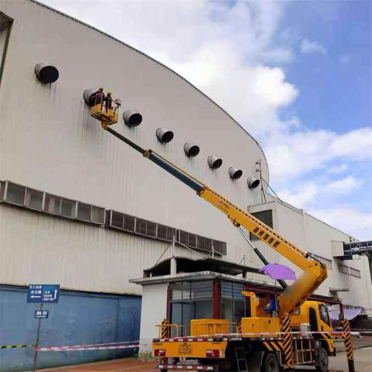 当涂县高空作业车出租服务：专业广告牌安装解决方案