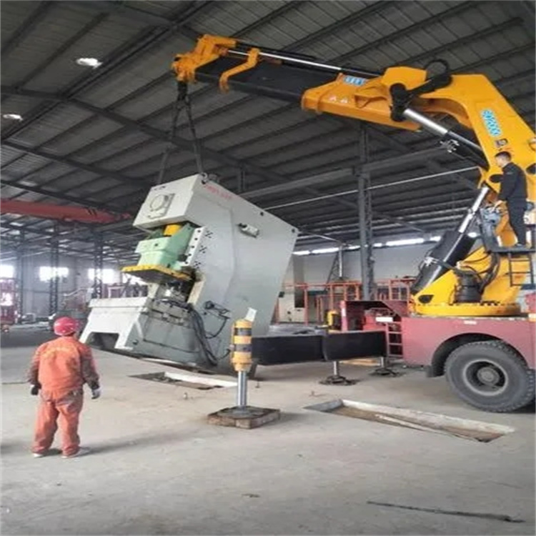 当涂县80吨折臂吊车出租附近电话