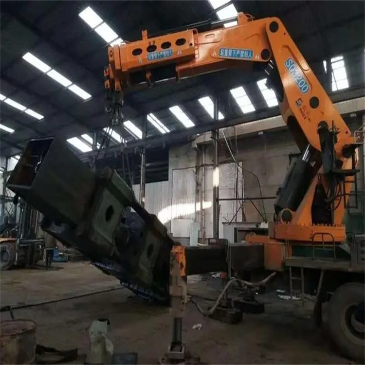 当涂县130吨折臂吊车出租吊机租赁附近电话